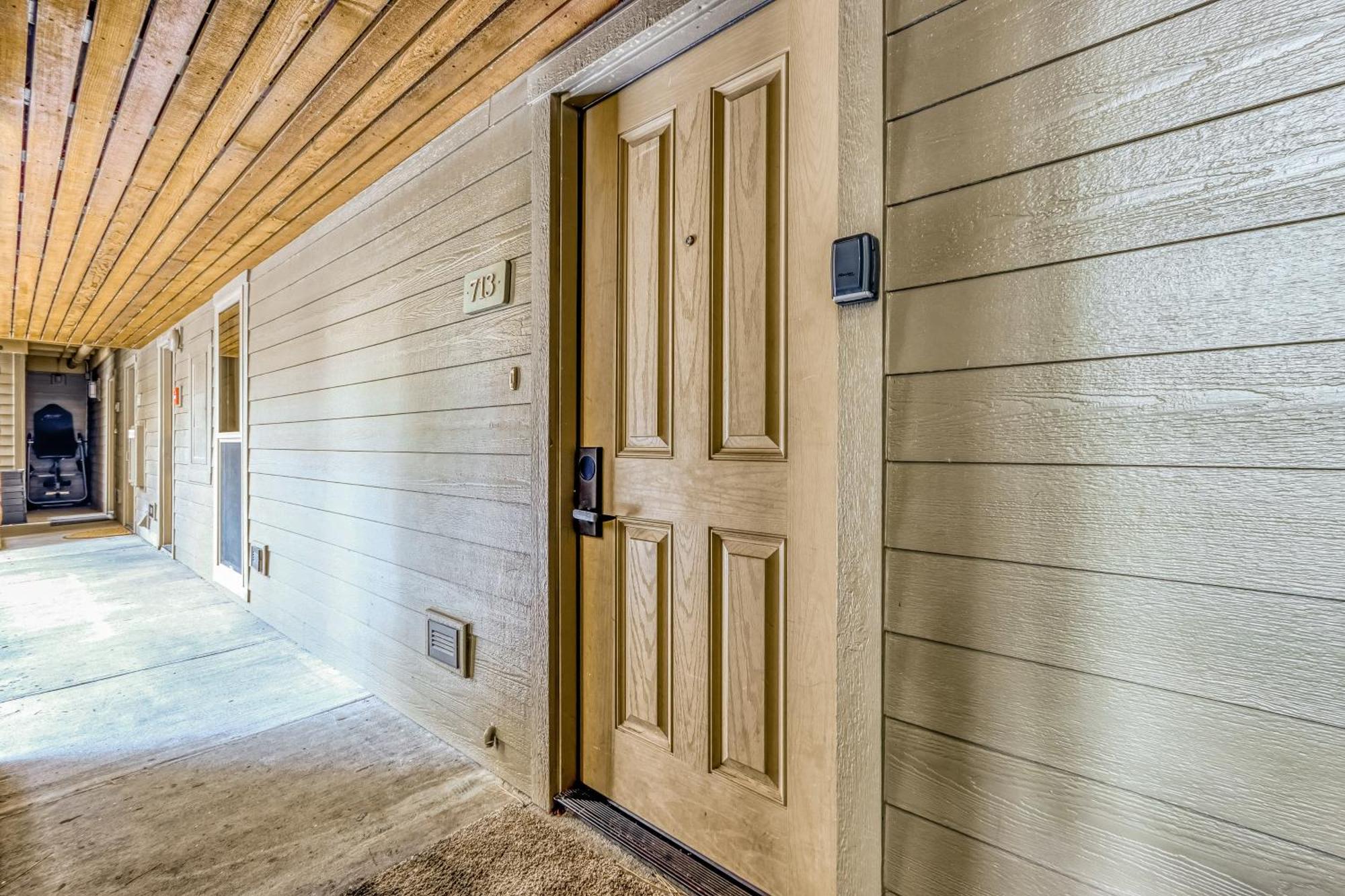 Seventh Mountain II Apartment Deschutes River Woods Room photo