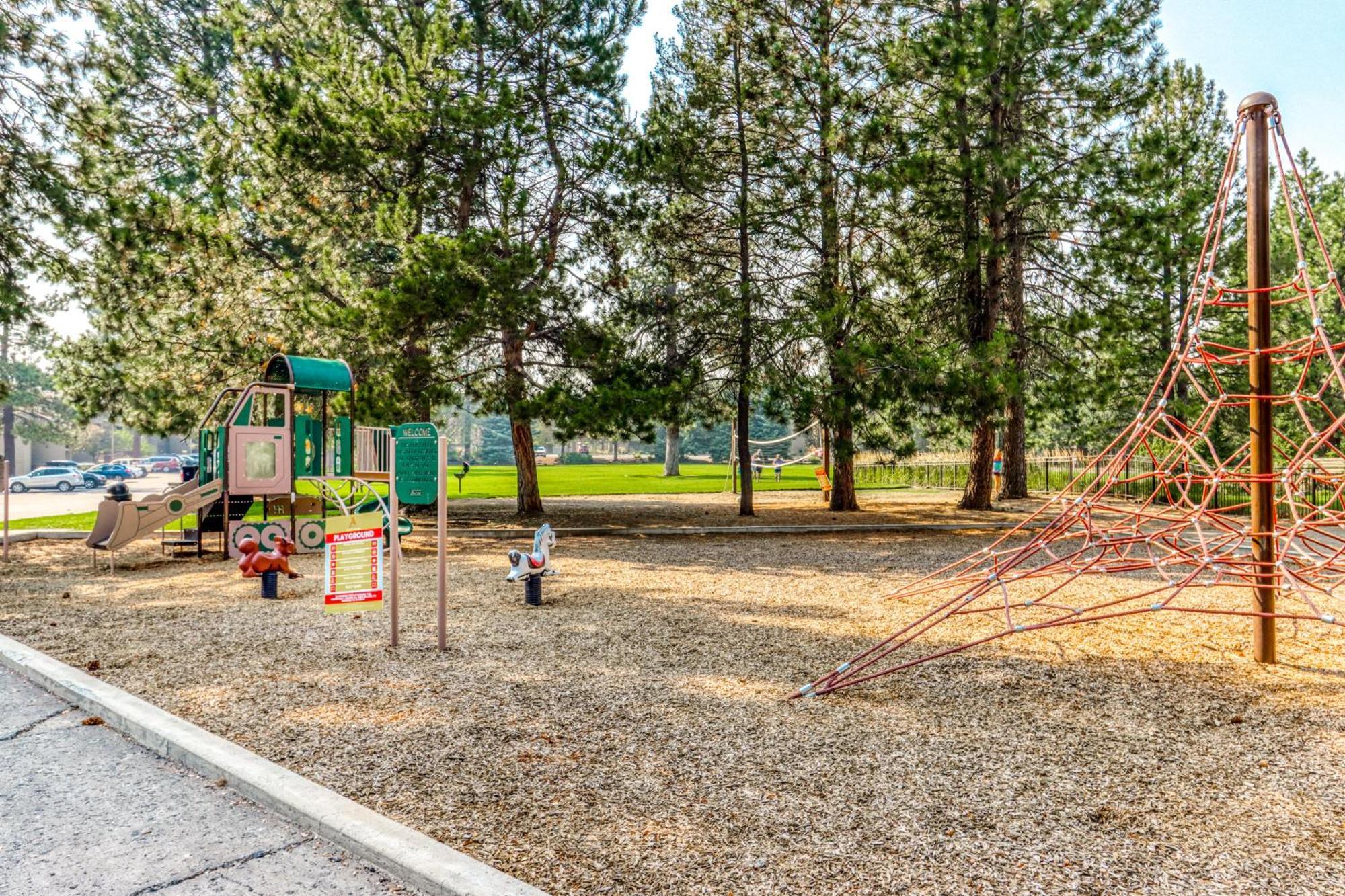 Seventh Mountain II Apartment Deschutes River Woods Room photo